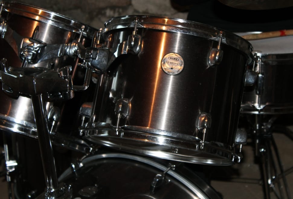 black drum set preview
