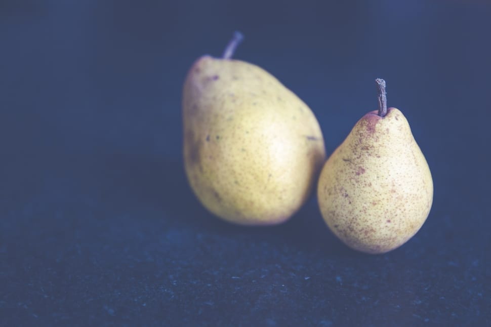 2 pear fruits preview