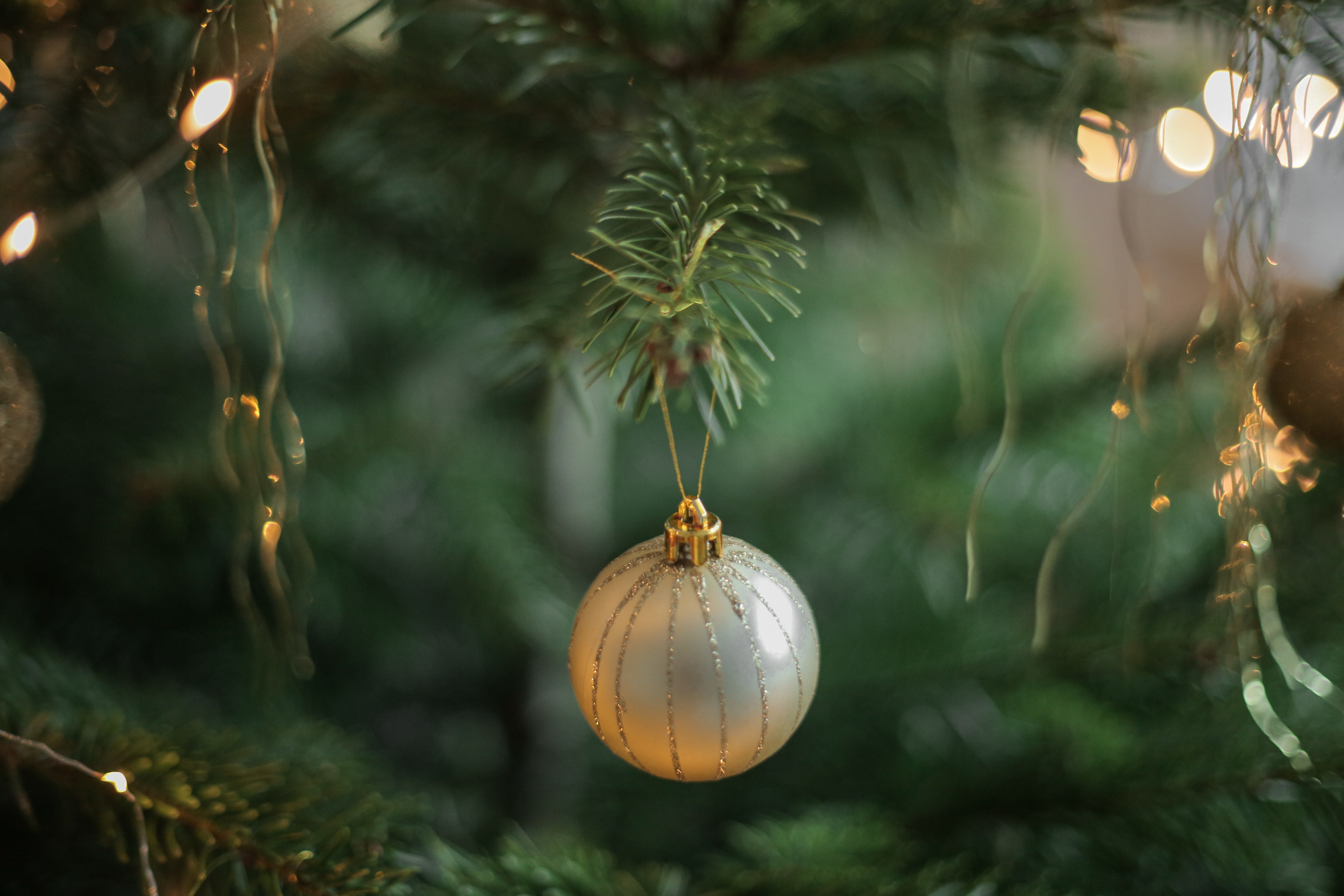 christmas, tree, lights, ball, hanging, focus on foreground