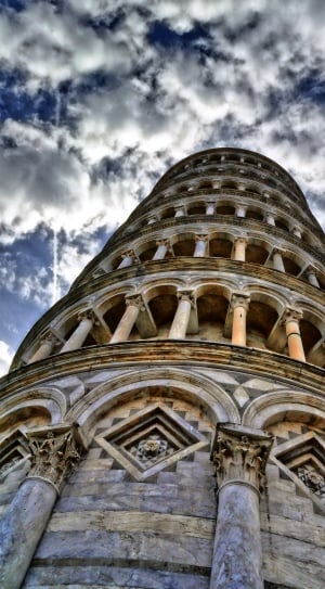 loangle leaning tower of pisa thumbnail