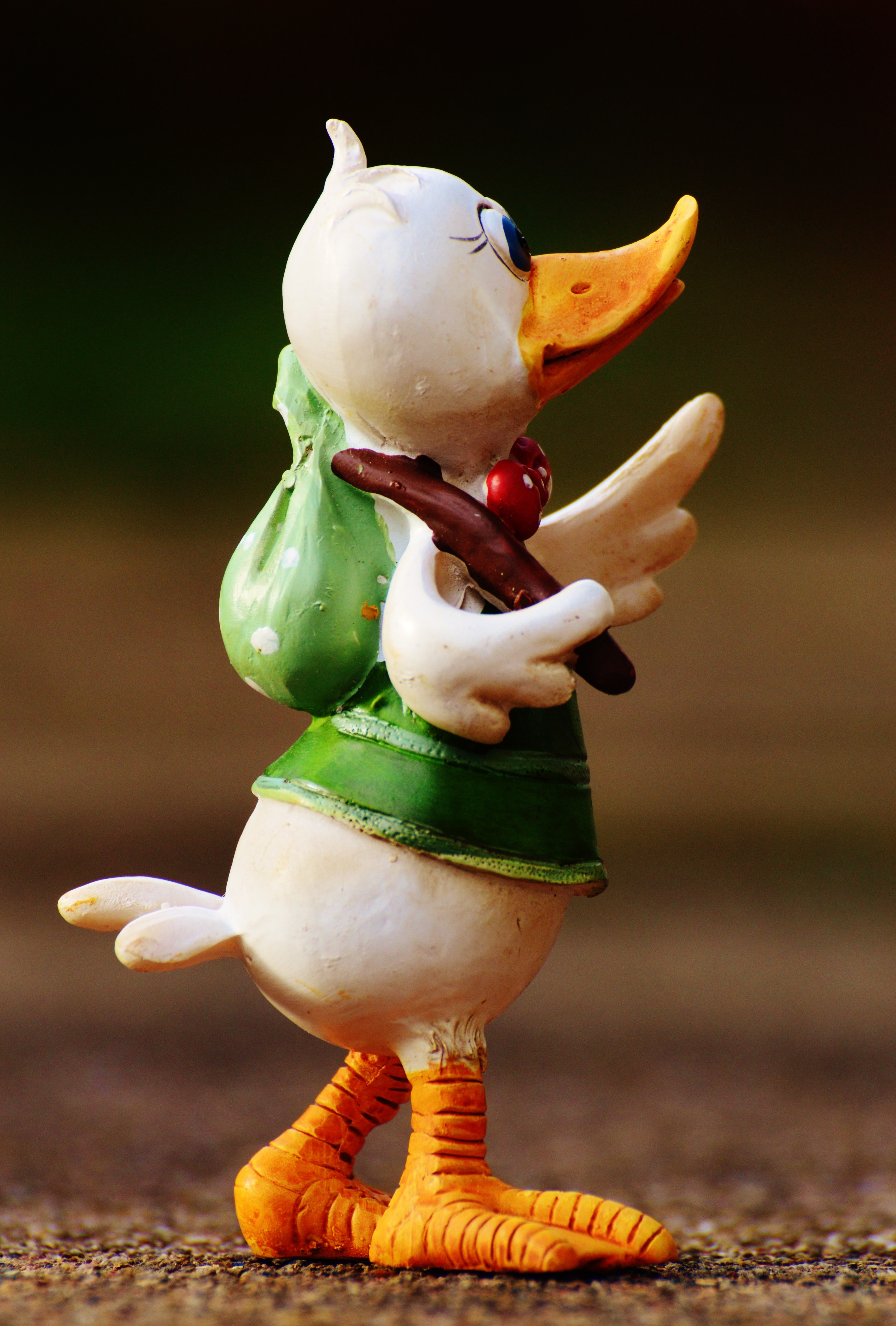 duck ceramic table figure