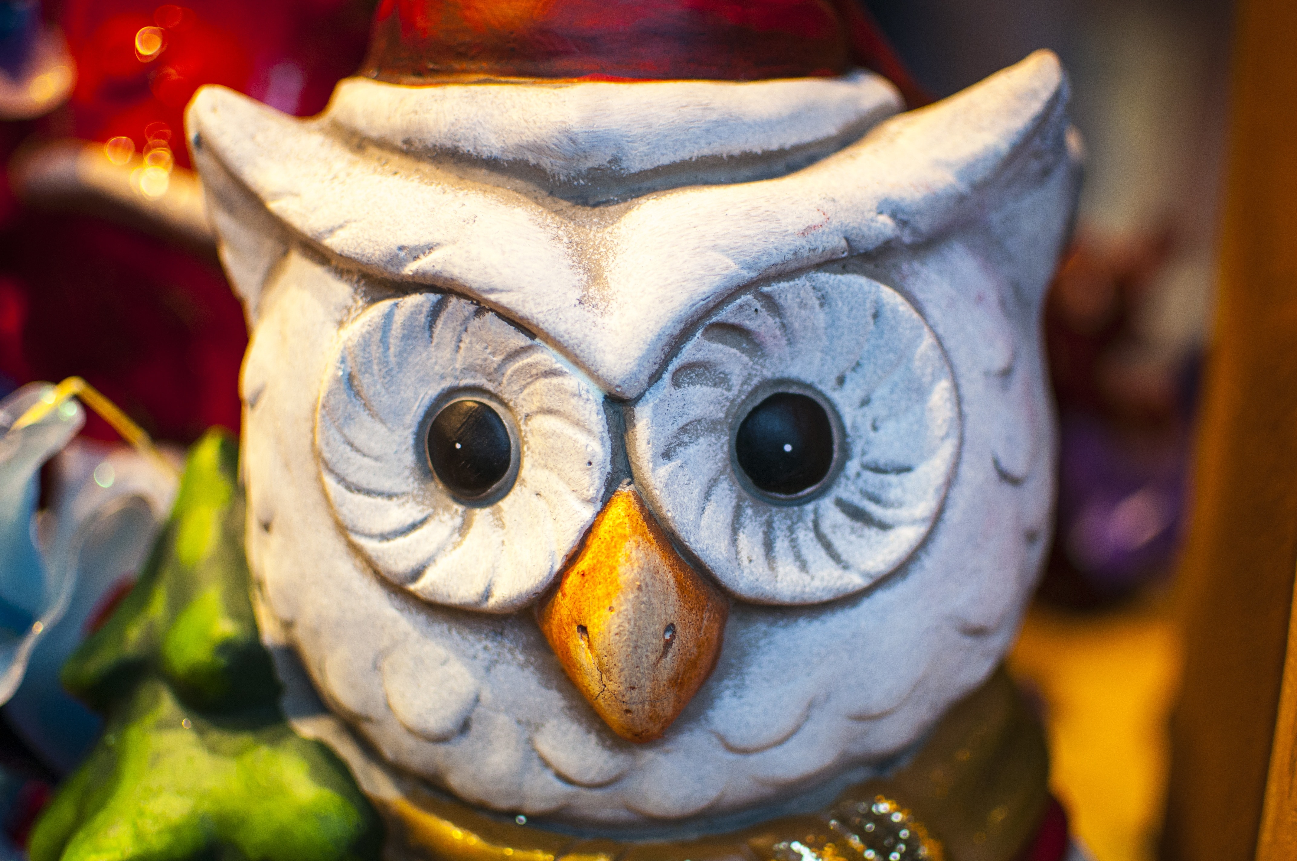 white ceramic owl decor