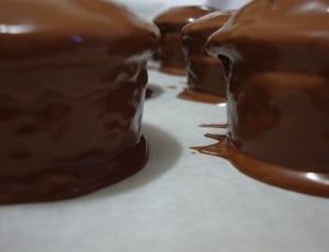 chocolate cupcakes thumbnail