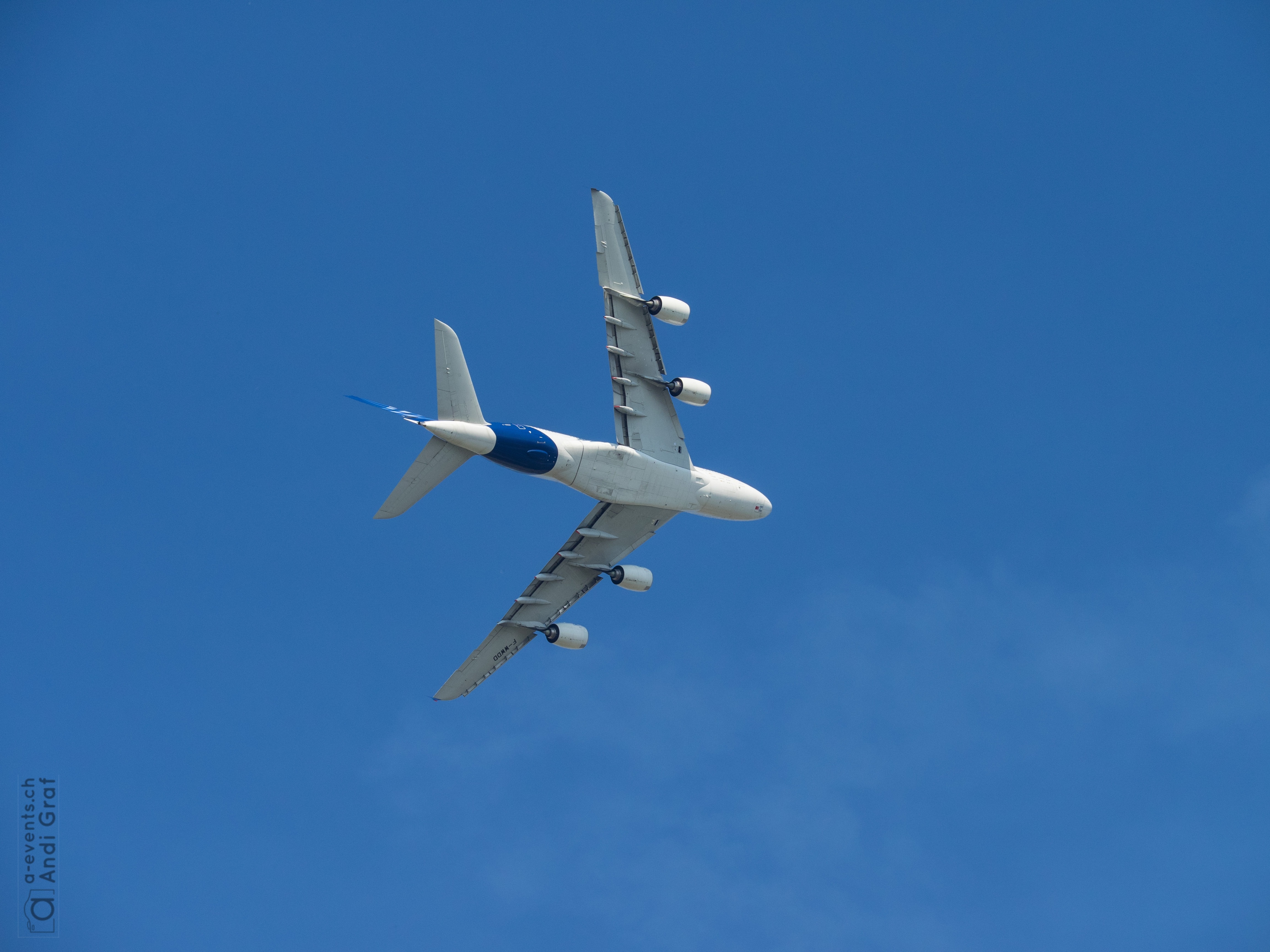 white and blue airliner