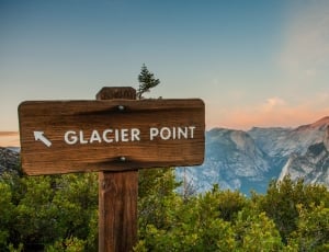 glacier point wooden signage thumbnail