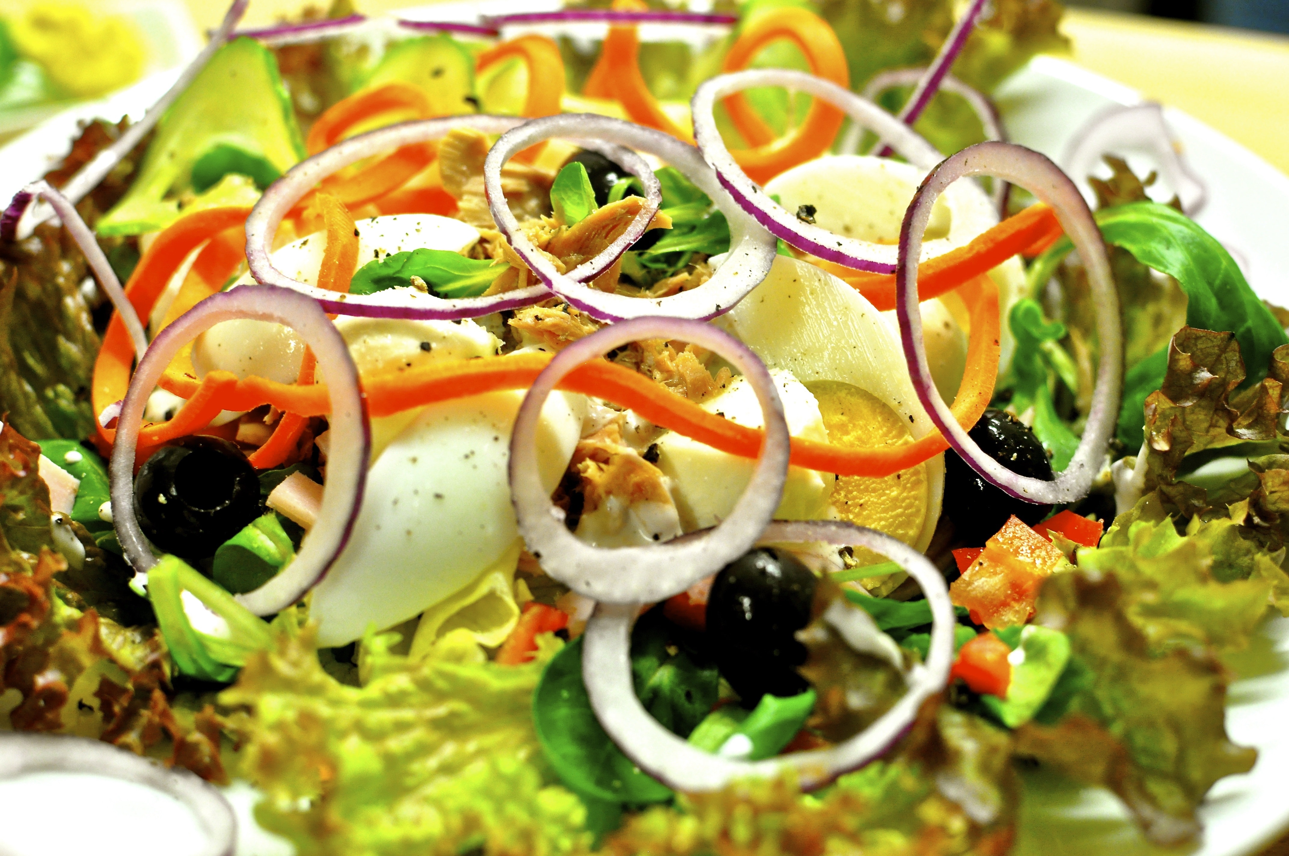 Рецепты овощных салатов на стол