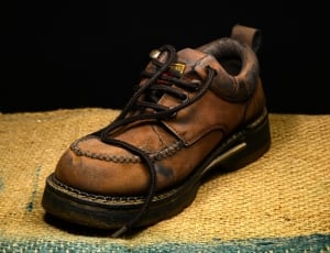 brown leather low top shoe thumbnail