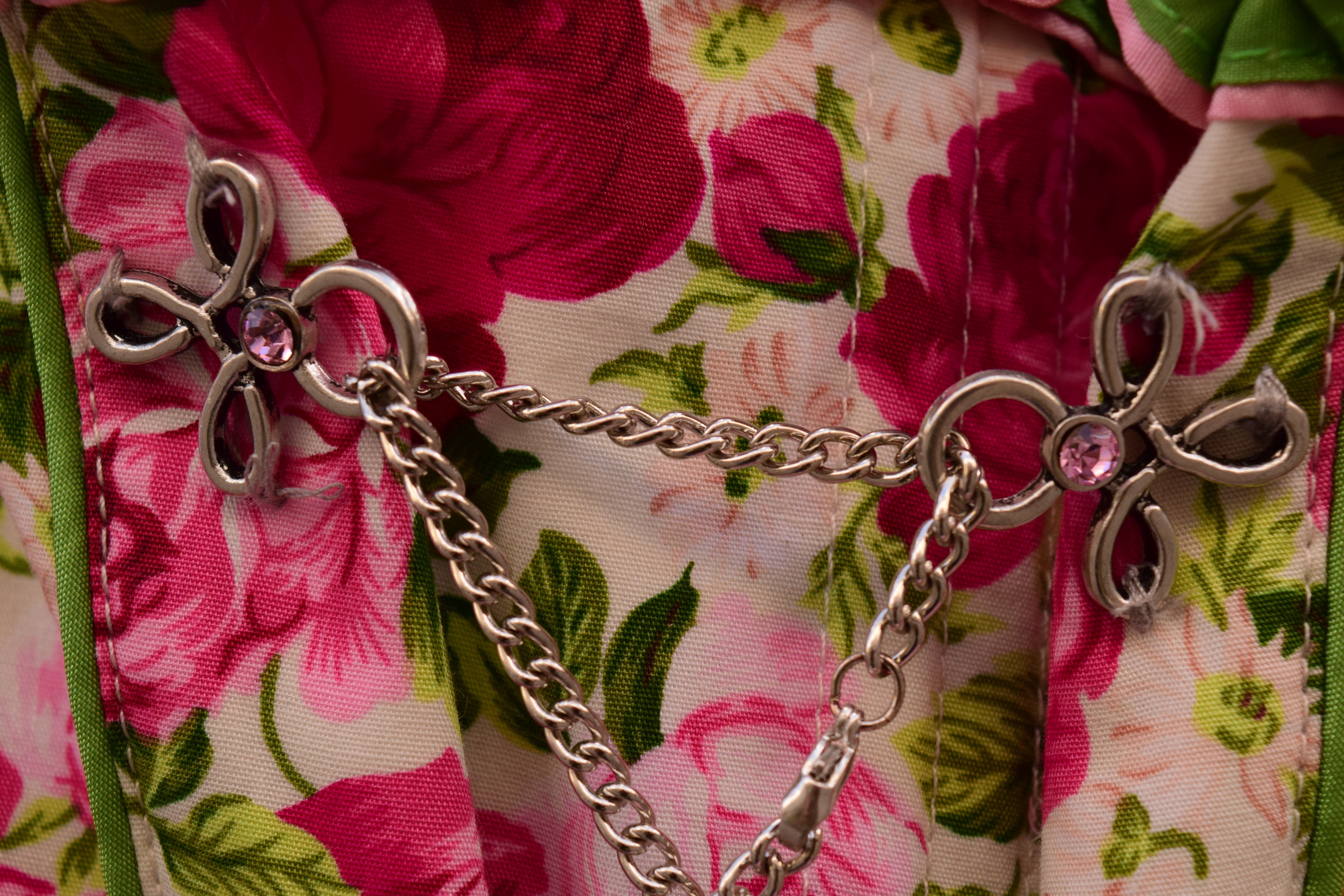 Close, Metal, Jewellery, Dirndl, Chain, close-up, no people