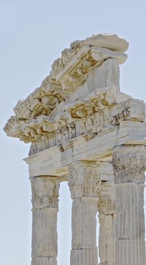 white temple of trajan thumbnail