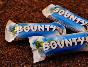 Candy Bar, Bounty, Coconut, Chocolate, text, communication thumbnail