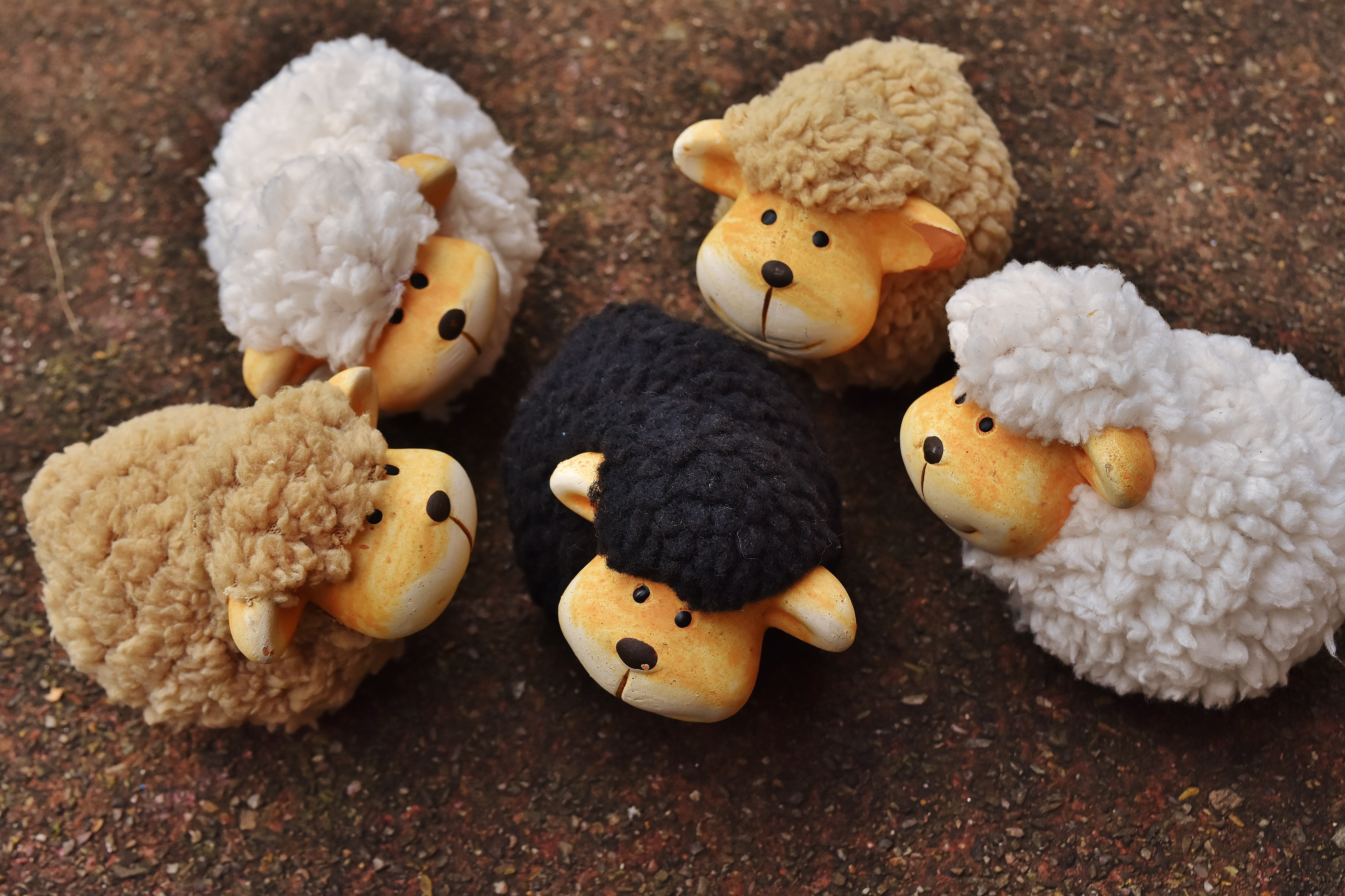 5 sheep figurines