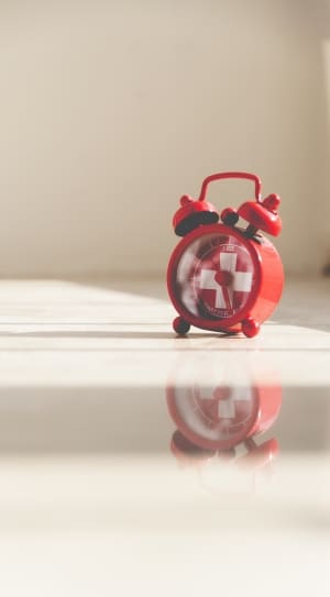red and white alarm clock thumbnail