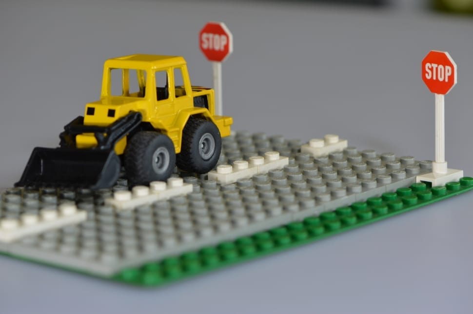 yellow front loader toy preview