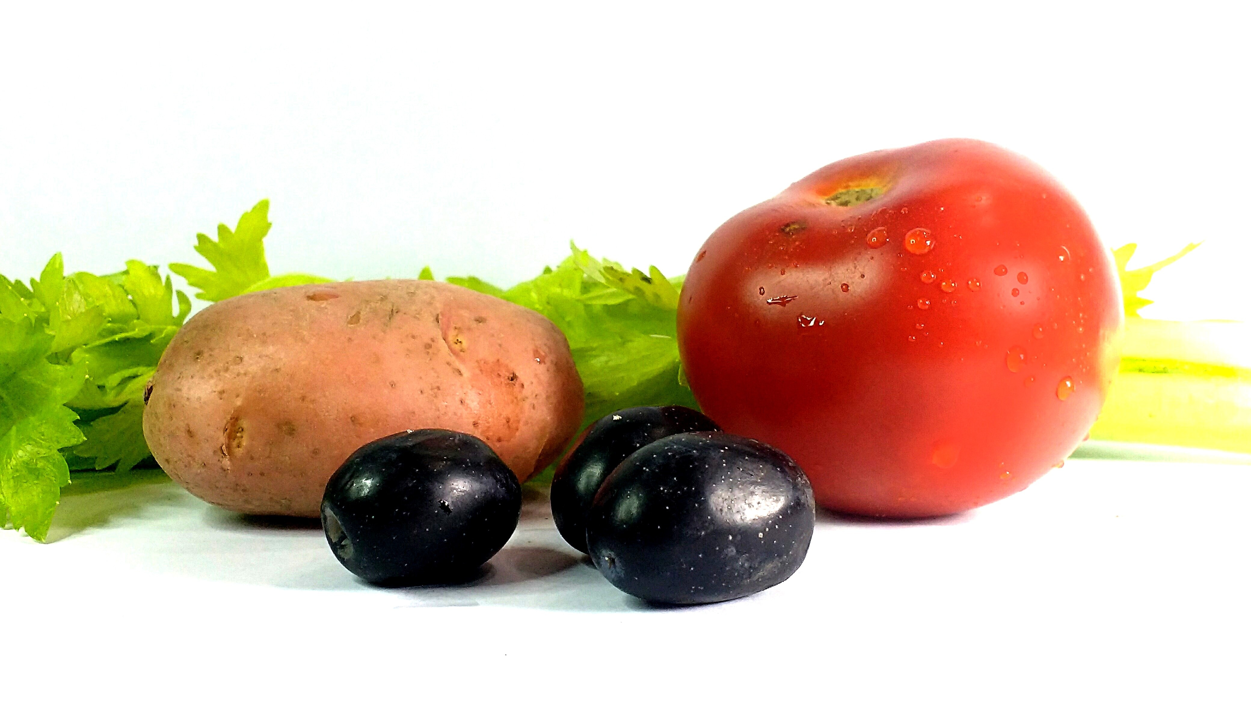 tomato black olive potato and celery