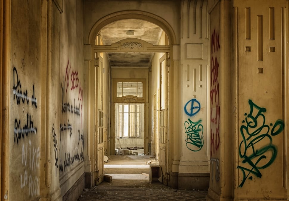 Lost Places, Pforphoto, Hotel, Leave, door, architecture preview