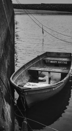 greyscale photo of canoe boat thumbnail