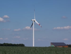 white and red windmill turbine thumbnail