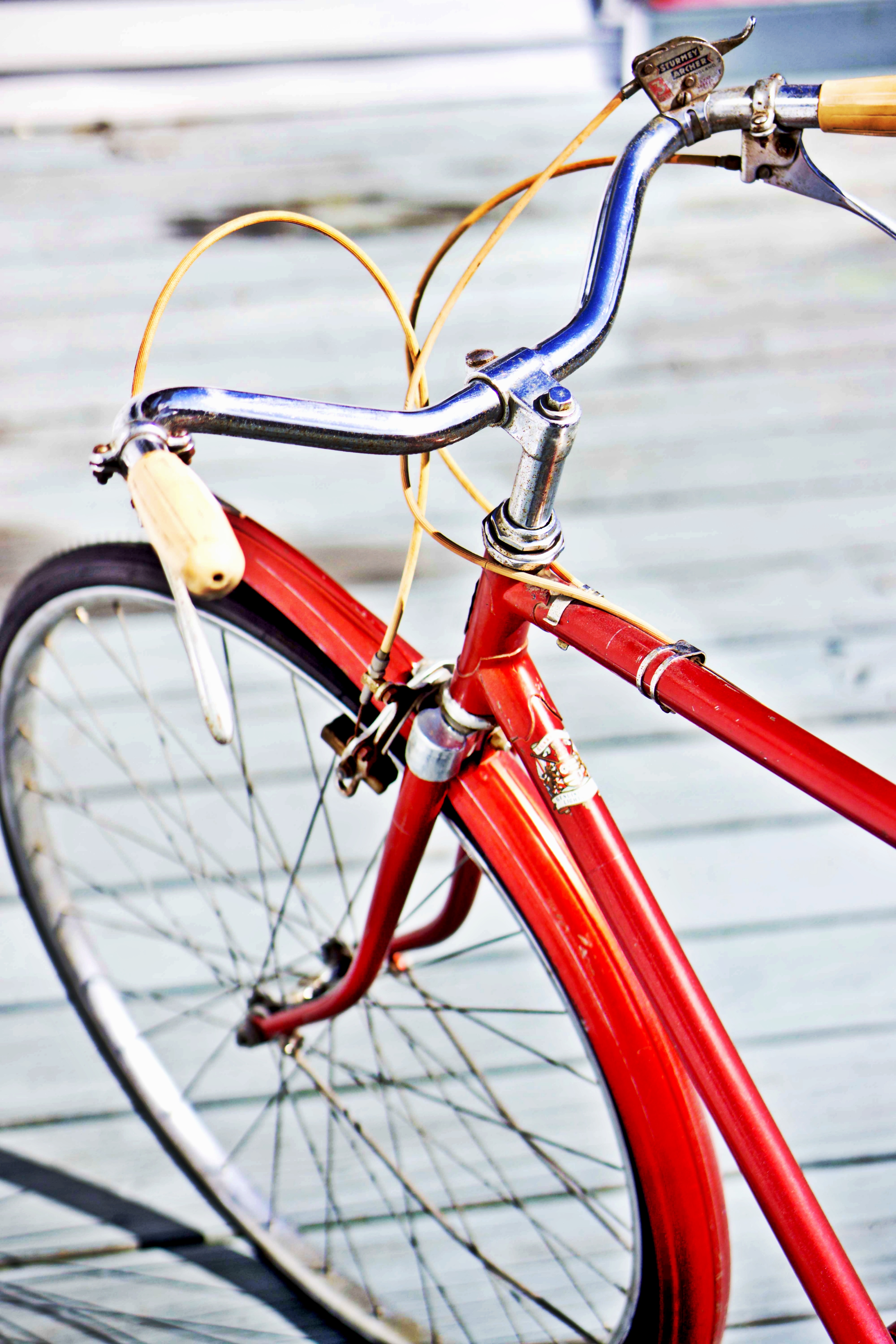 red city bike during daytime