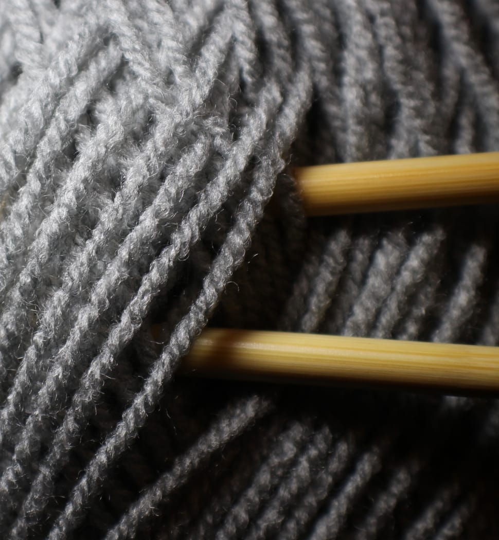 gray yarn preview