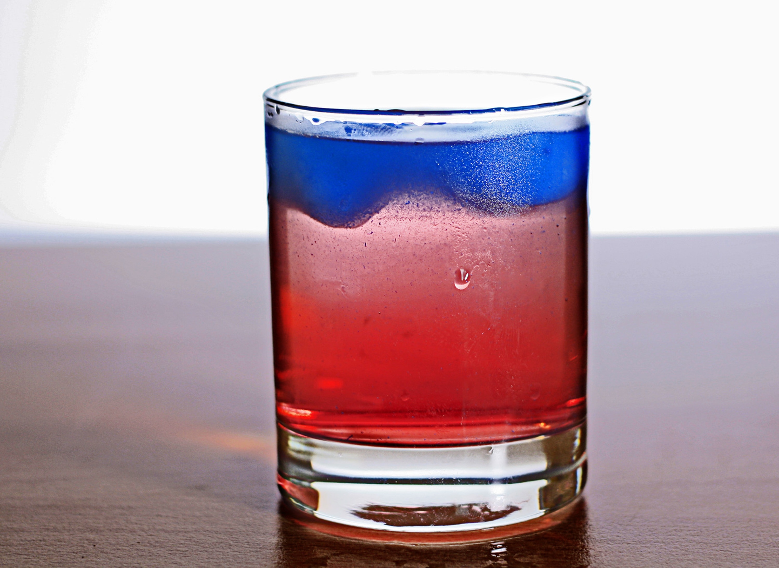 Blue, Drink, Color, Alcohol, Red, Ice, drink, drinking glass