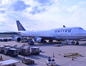 white united airliner thumbnail