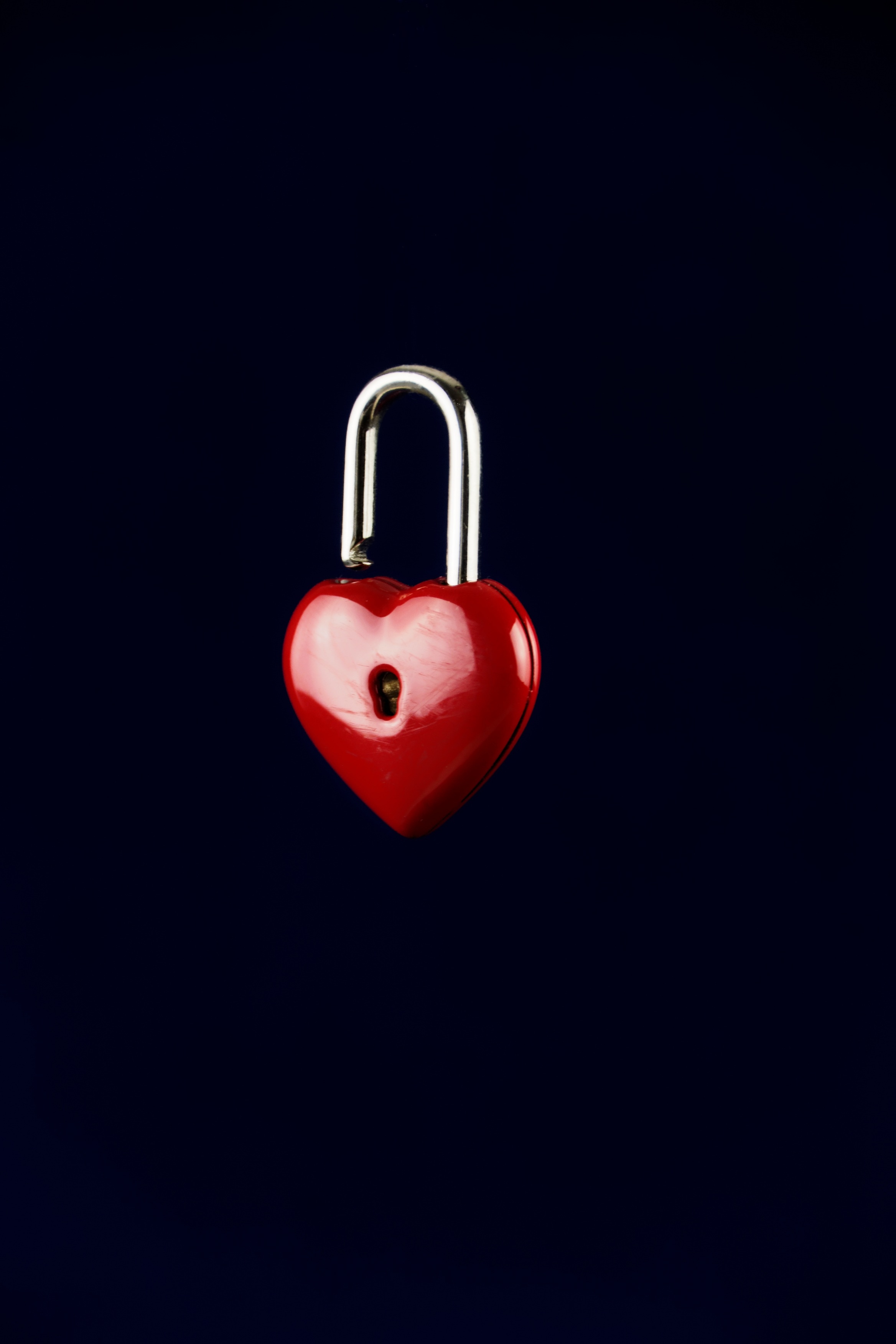 red heart padlock