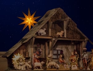nativity set thumbnail