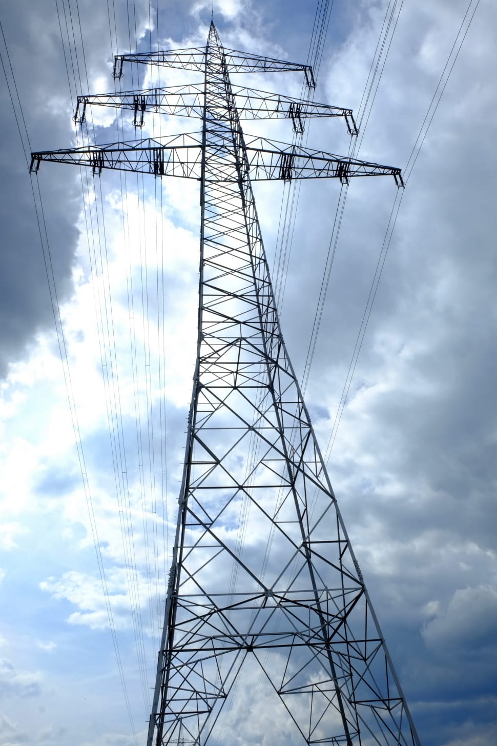 pylon-strommast-current-electricity-wall