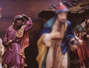 nativity scene ceramic figurines thumbnail