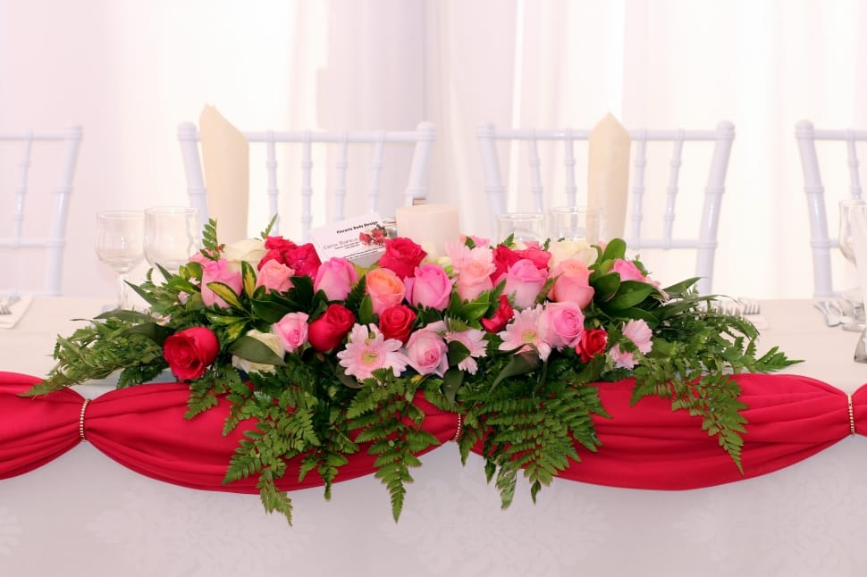 pink and red roses preview