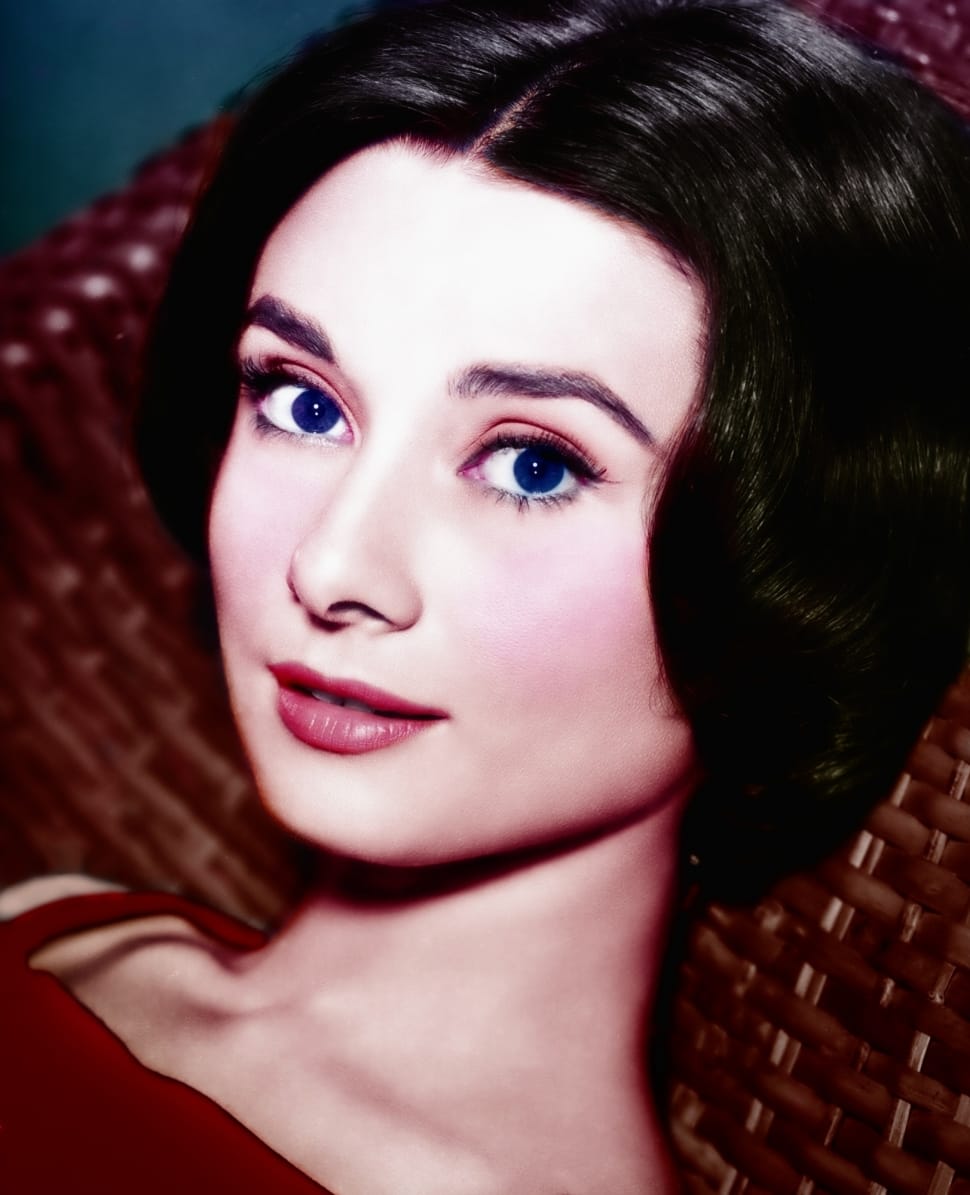 Colorization, Audrey Hepburn, Retouch, one young woman only, young adult preview