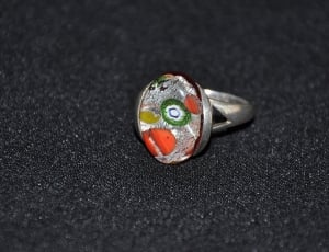 women's silver round pendant ring thumbnail