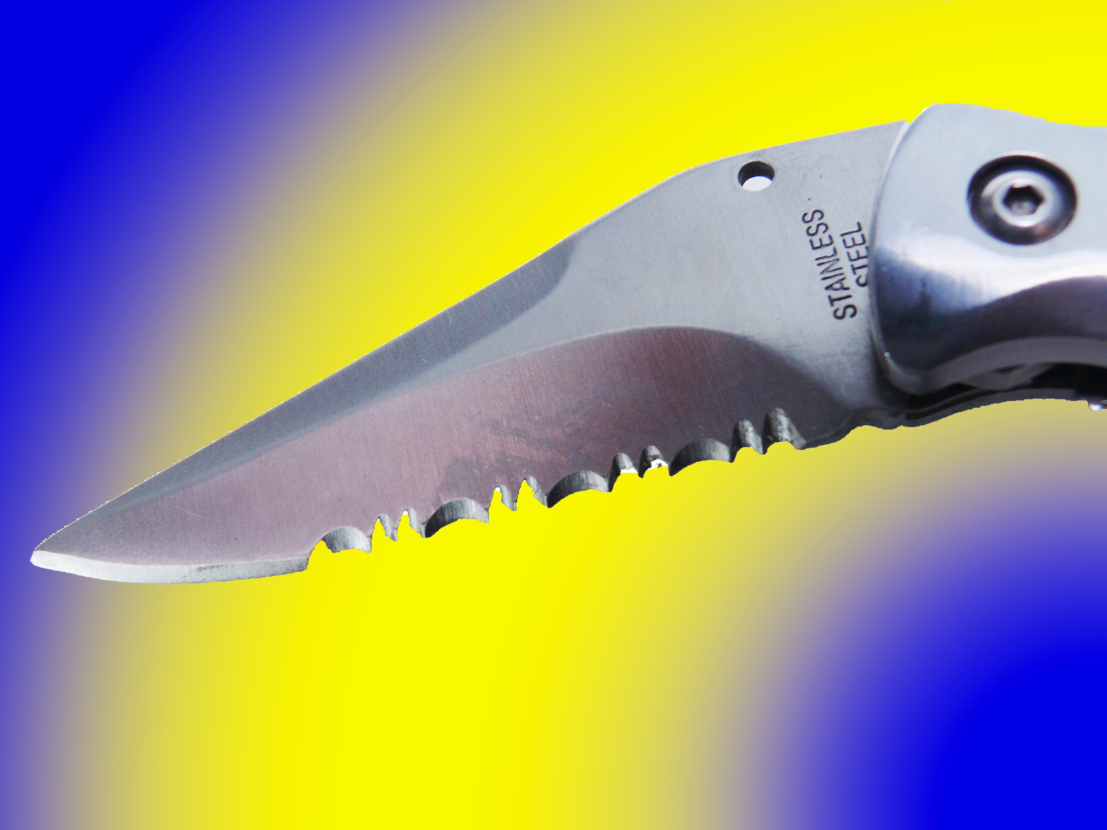 gray pocket knife