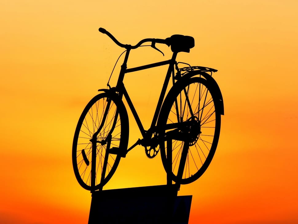 silhouette of city bicycle preview