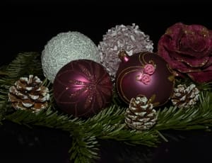 pink and silver bauble and flowers decor thumbnail