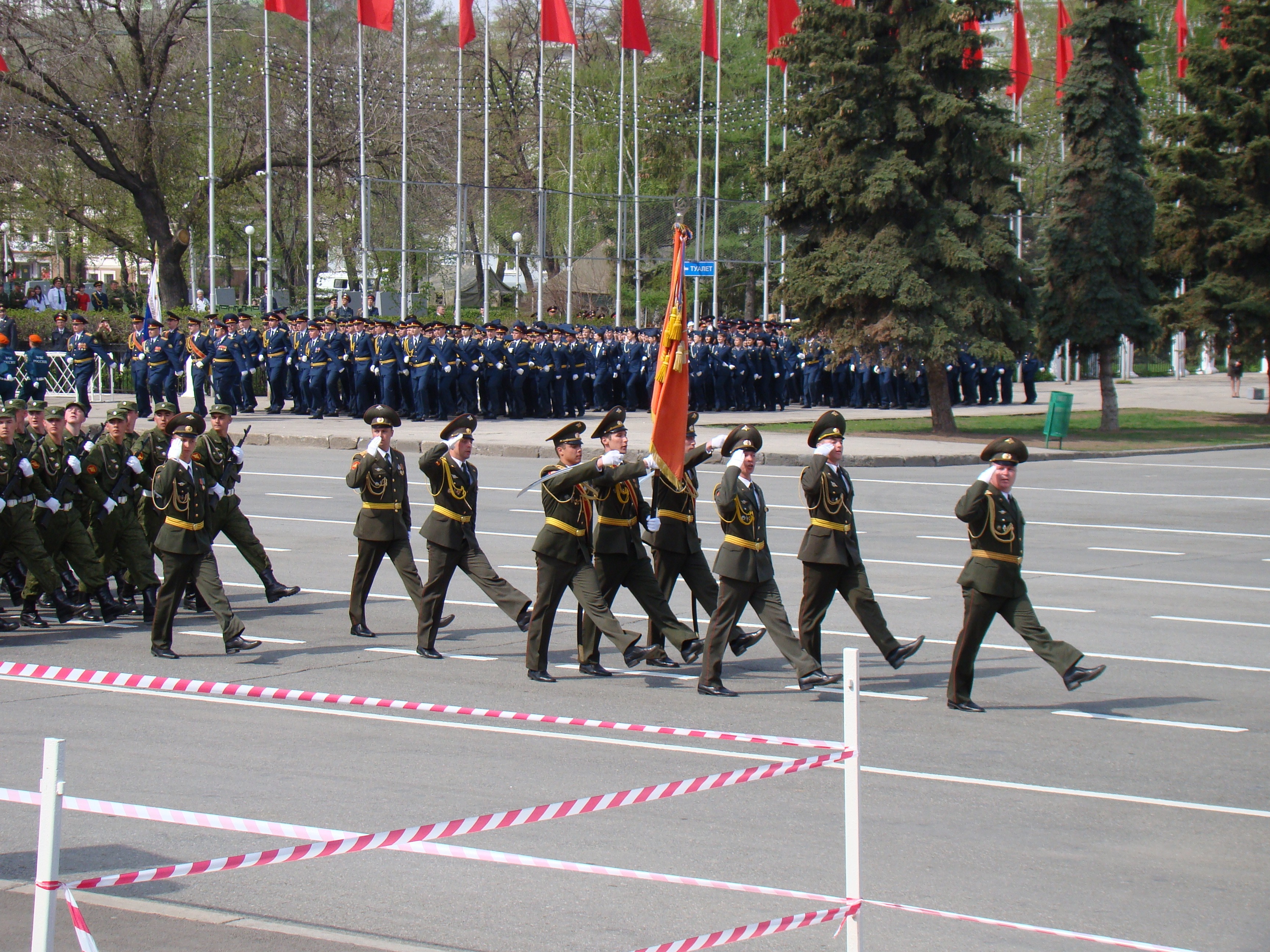 soldiers on march