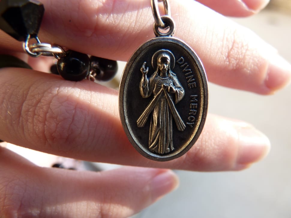 silver divine mercy oval pendant preview