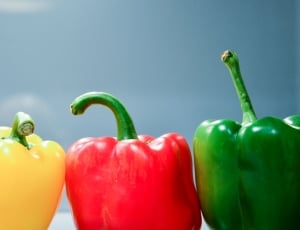 3 bell peppers thumbnail