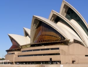 Sydney opera house thumbnail