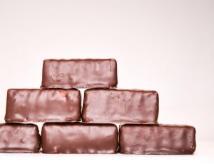 6 chocolate bars thumbnail