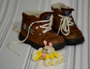 pair of toddler's brown leather boots thumbnail
