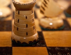 white and black rook chess piece thumbnail