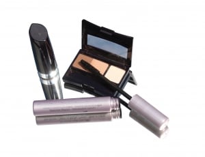 makeup palette, black mascara and lipstick set thumbnail