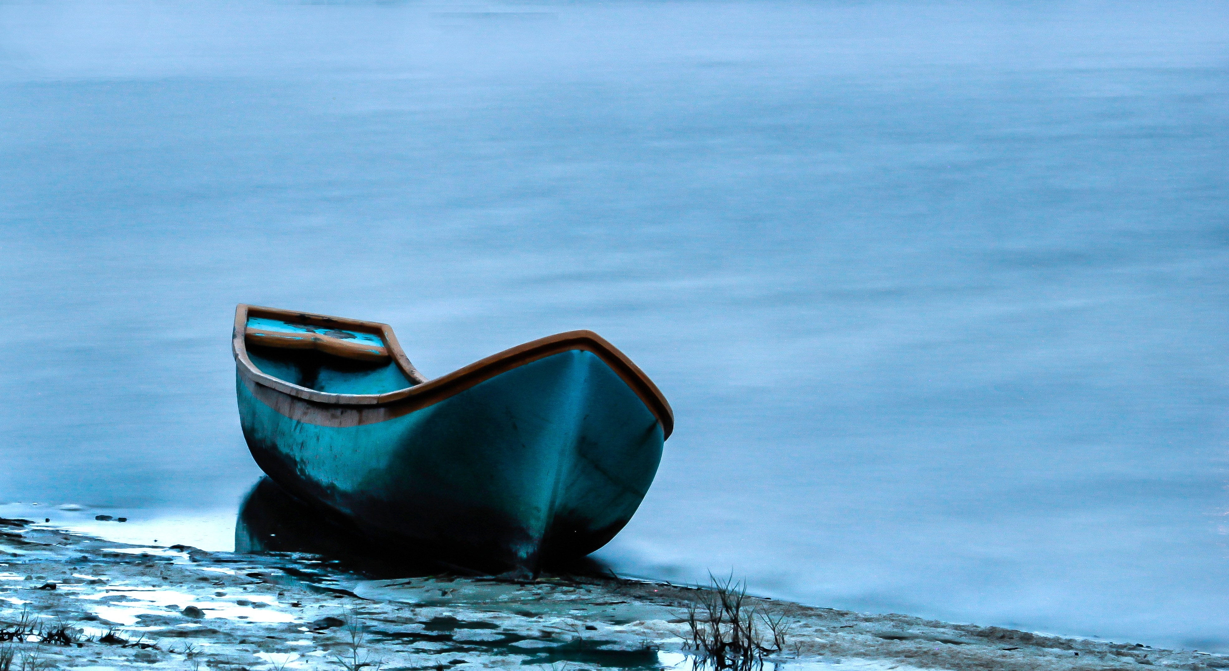 blue wooden boat