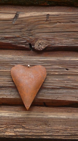 brown wooden heart shape ornament thumbnail