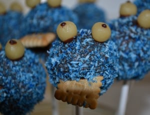 green brown cookie monster pastries thumbnail