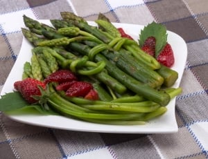 asparagus and strawberry thumbnail