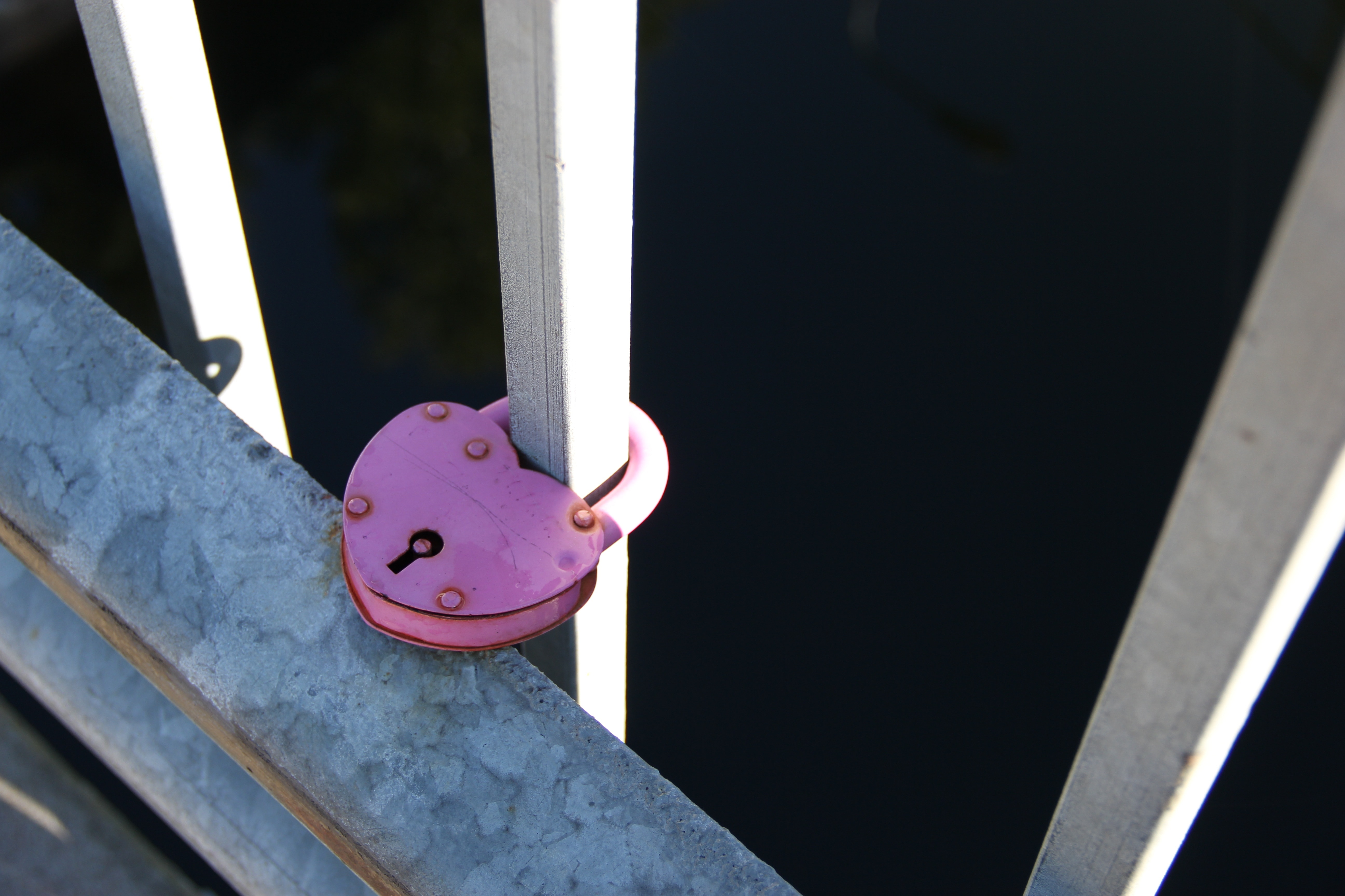 pink heart lock