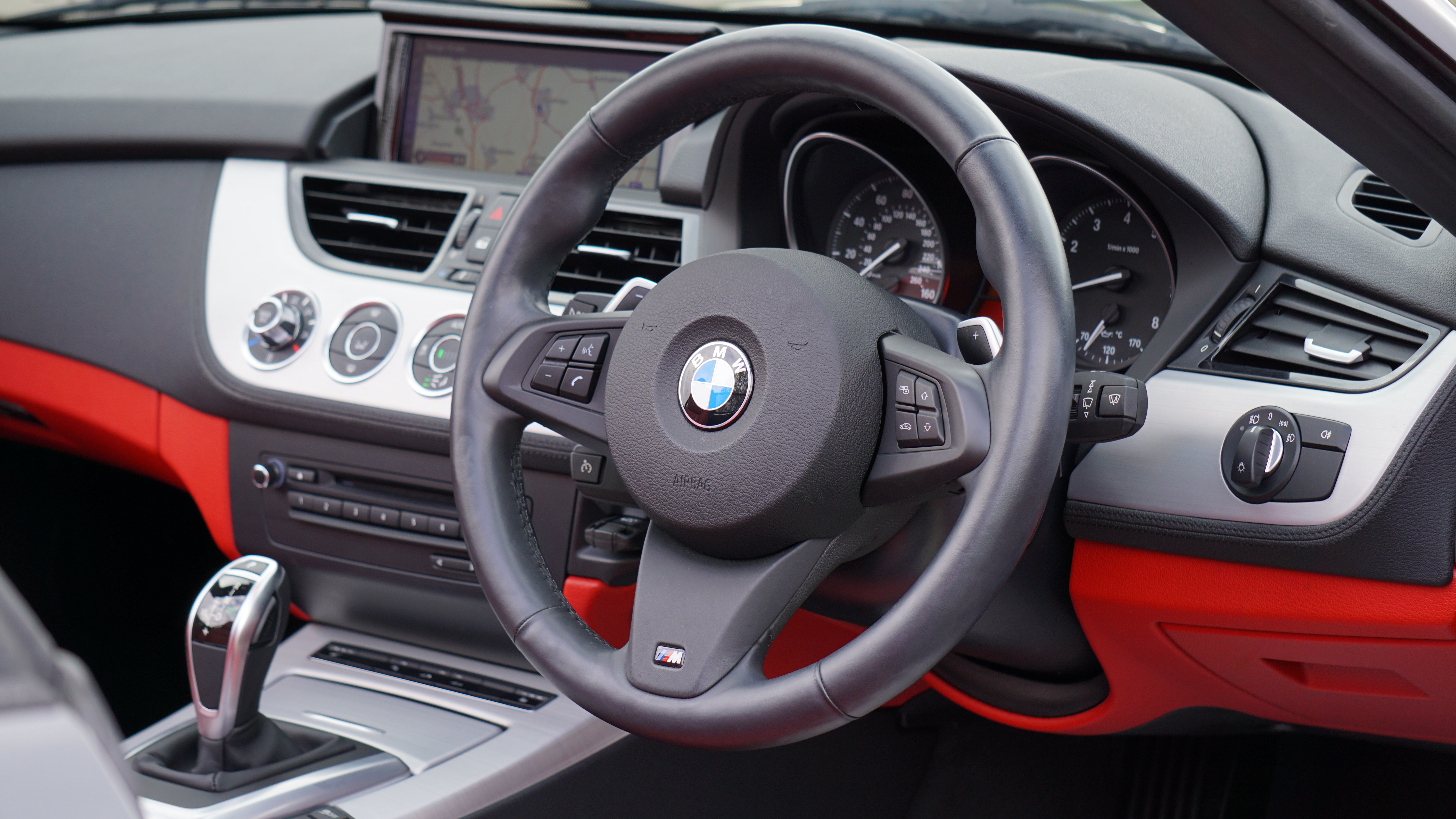 grey bmw steering wheel