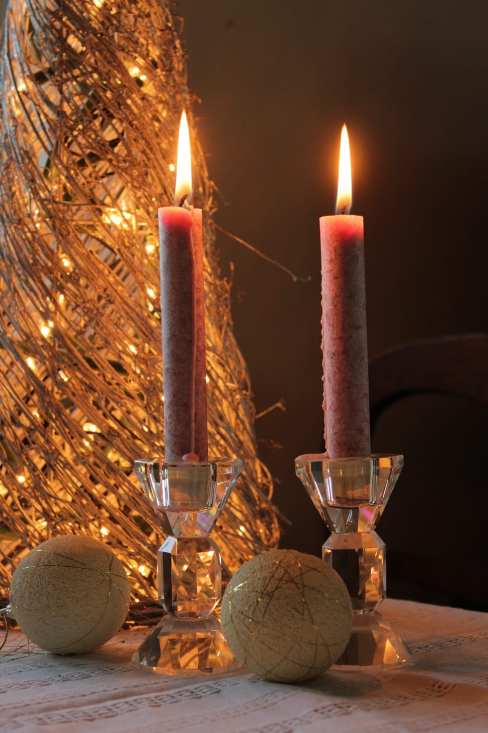 2 red taper candle preview